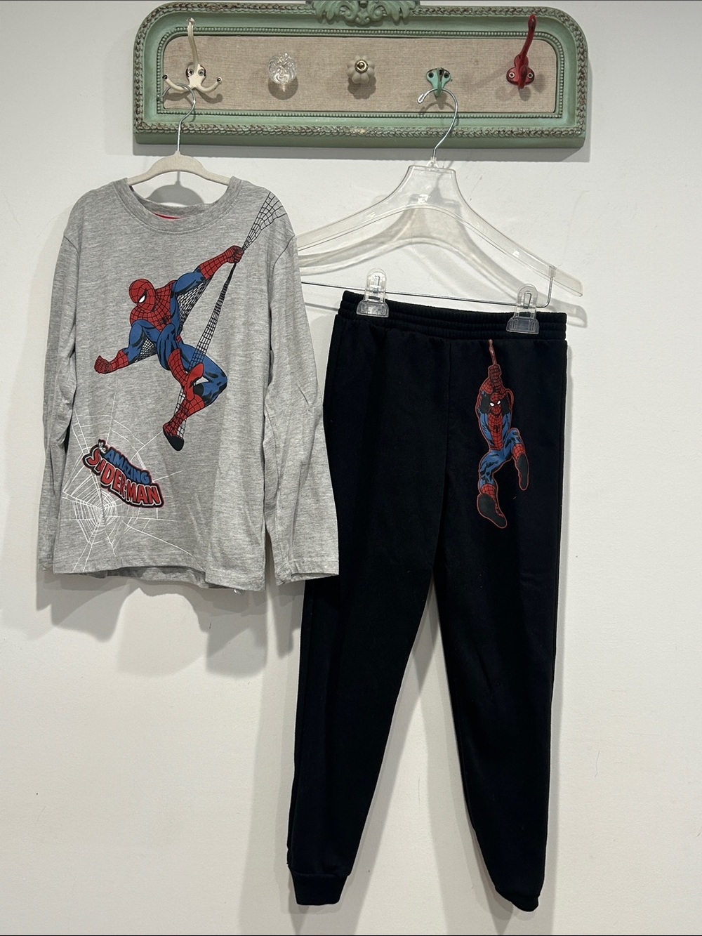 Marvel Boys Grey & Black Spider-Man Matching Set joggers & long sleeve t-shirt 7